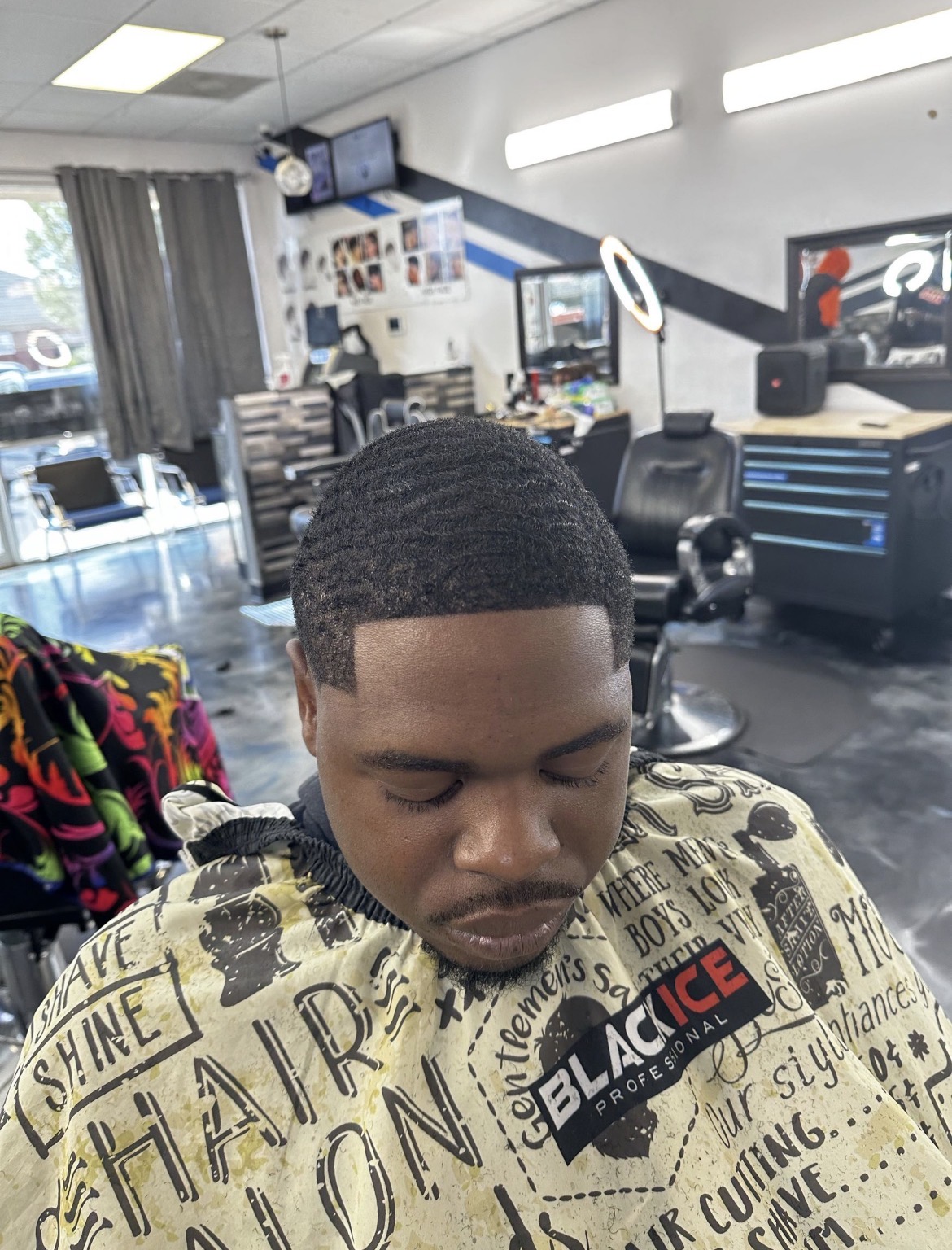 360 waves with crisp lineup